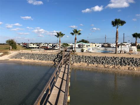 Bungalows in rockport texas  Highest rated Airbnb in all of Texas! We are known for our hospitality, cleanliness and comfortable accommodations, located on the Island of Key Allegro, overlooking stunning Little Bay